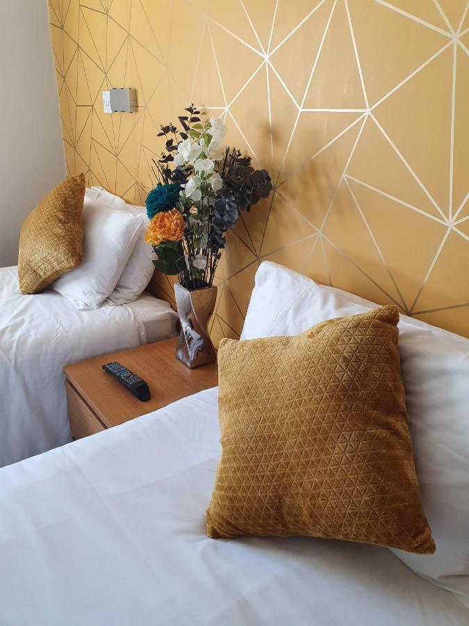The Nags Head Bed & Breakfast East Harling Dış mekan fotoğraf